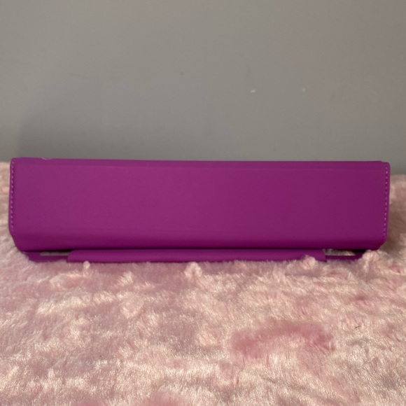 Vera Bradley iPad Butterfly Case - Picture 7 of 12